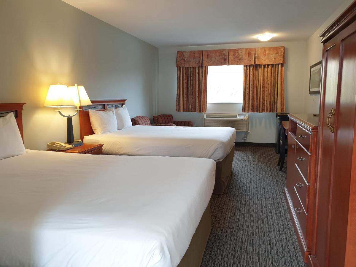 Riverland Inn & Suites Κάμλουπς Εξωτερικό φωτογραφία