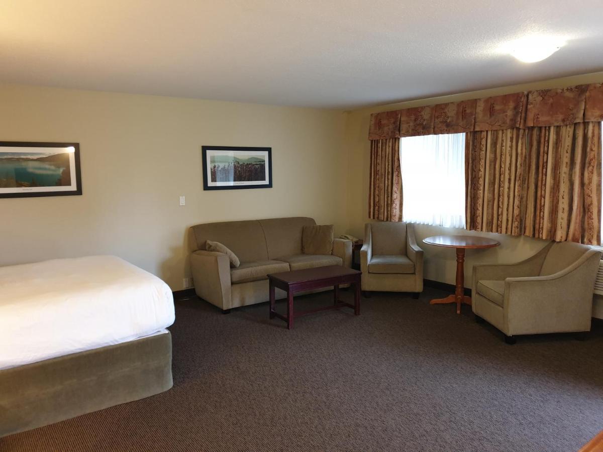 Riverland Inn & Suites Κάμλουπς Εξωτερικό φωτογραφία