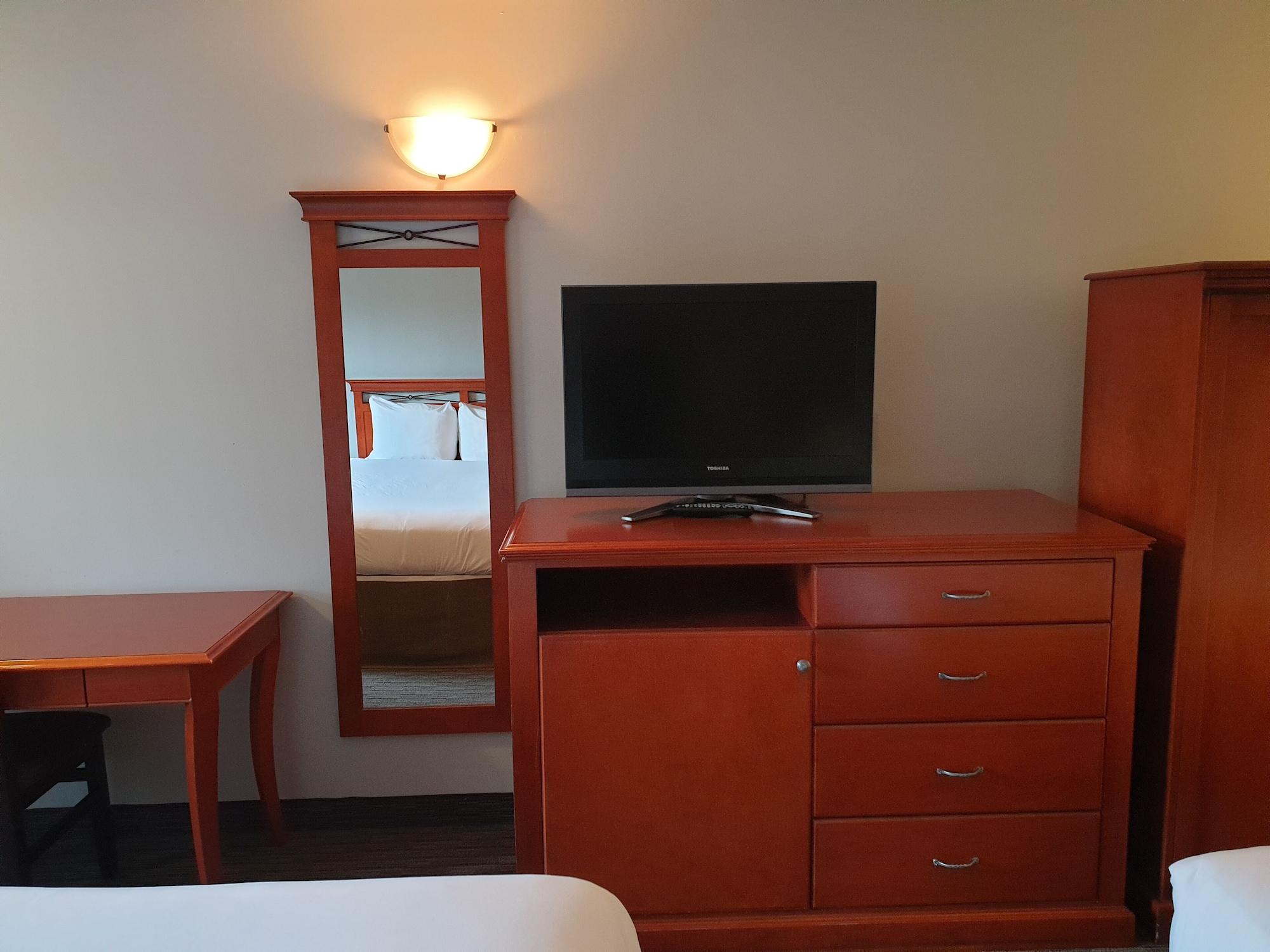 Riverland Inn & Suites Κάμλουπς Εξωτερικό φωτογραφία